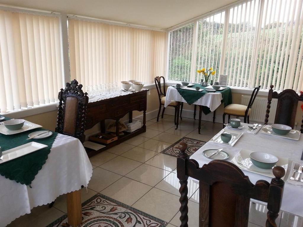 Y Garth Luxury Bed And Breakfast Dinas  Exterior foto