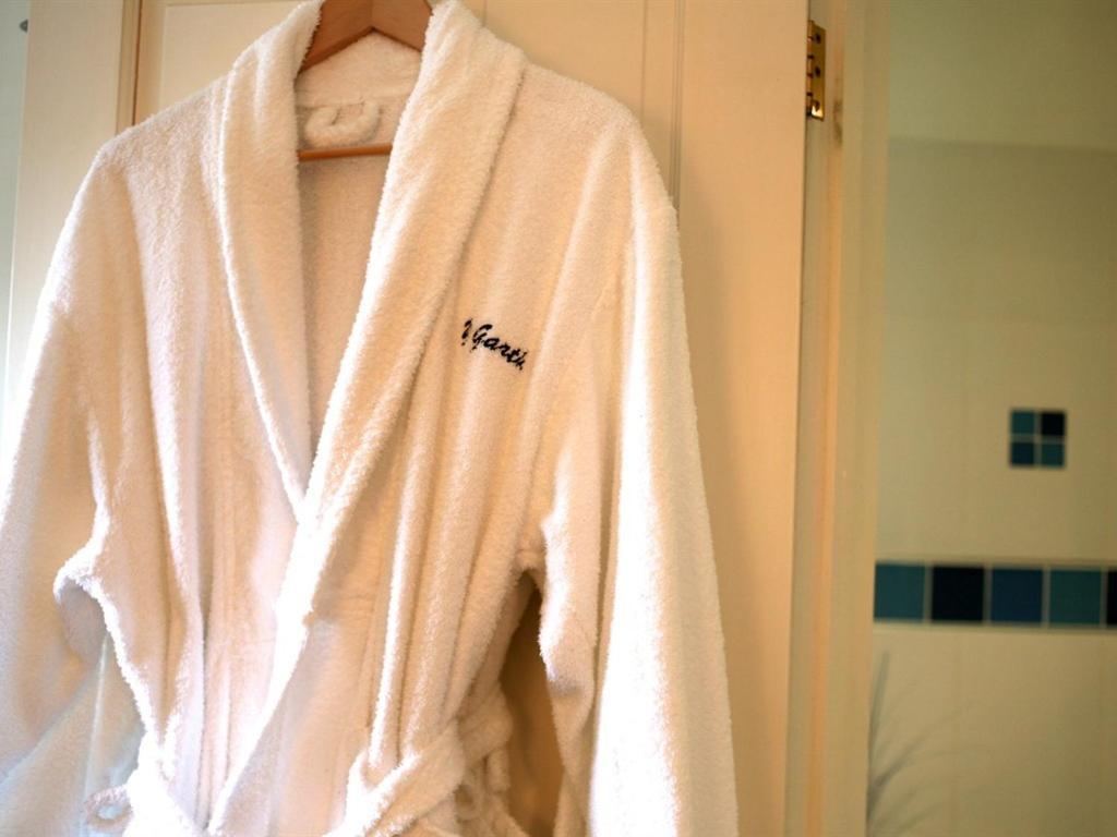 Y Garth Luxury Bed And Breakfast Dinas  Habitación foto
